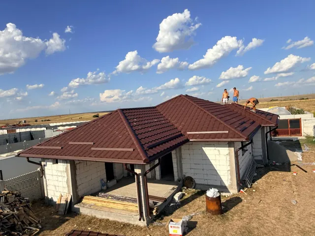 Acoperiș pentru locuință — STEEL ROOF