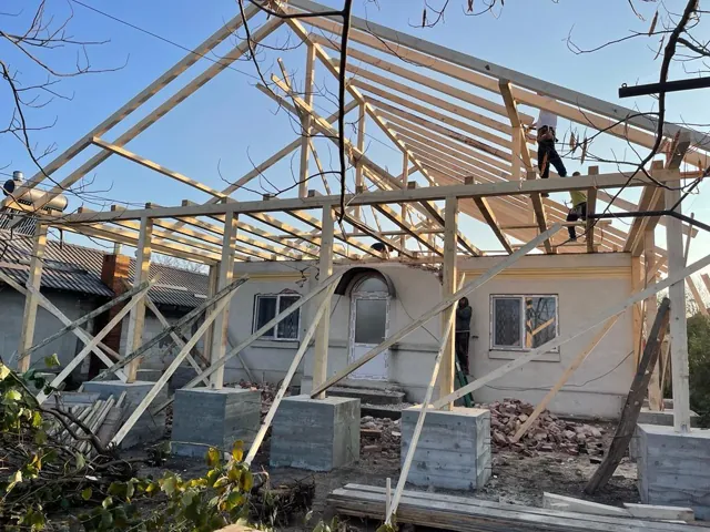 Execuția structurii acoperișului — STEEL ROOF