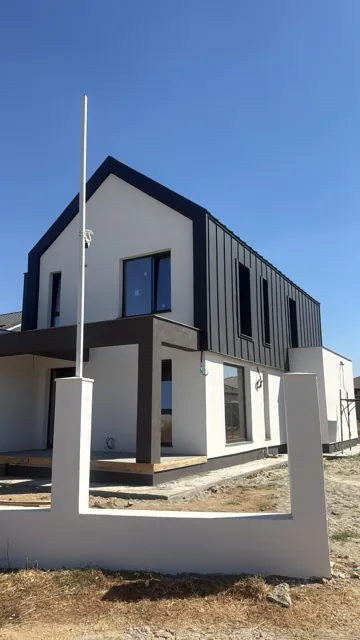 Detalii de fațadă și tâmplărie — STEEL ROOF
