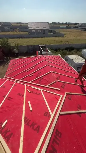 Lucrări de acoperiș — video 3 — STEEL ROOF