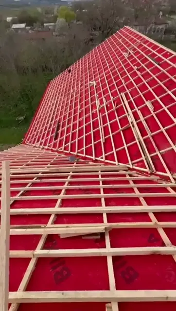 Lucrări de acoperiș — video 11 — STEEL ROOF